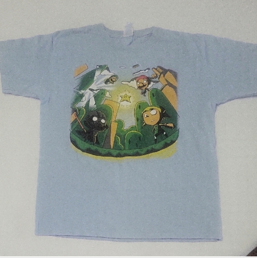 Gildan Blue Short Sleeve Tee with Playful Design